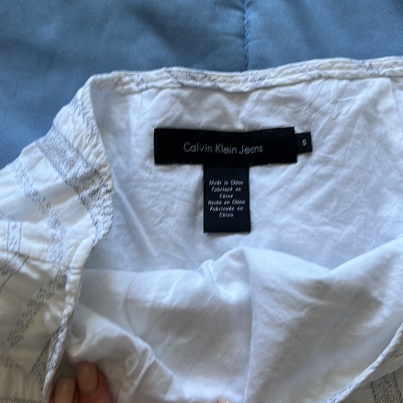 EUC Calvin Klein skirt - Picture 2 of 3